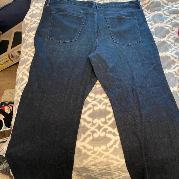 Good American (Good Flare) Jeans (Plus Size) - Picture 4 of 4